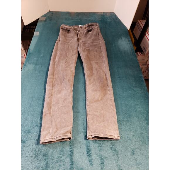 Levis Jeans Size 24 Womens Black Denim Pants Mid Rise Ladies Wedgie Straight - Picture 1 of 15